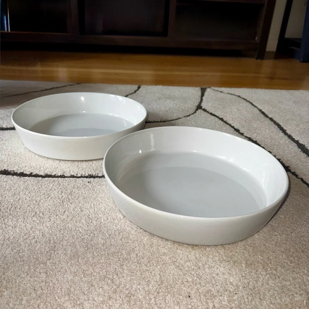 Crate & Barrel White 12” Chip / Serving Bowl
